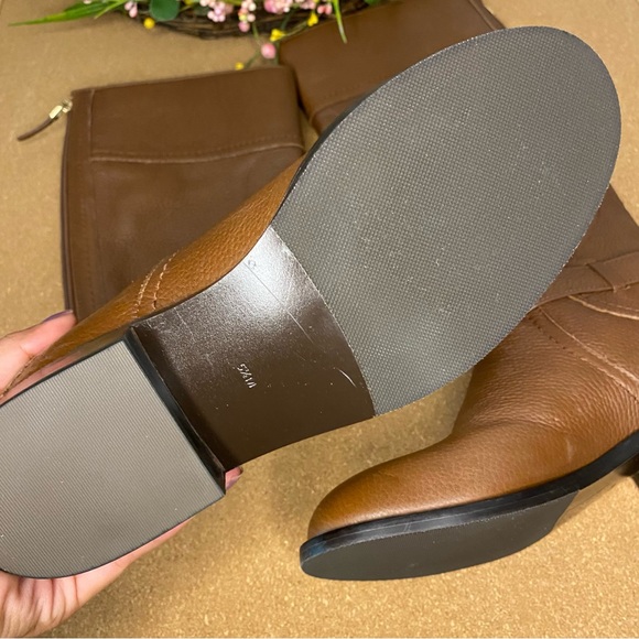 Tory Burch Claire 20MM Riding Boot Tumbled Leather Size 5.5 - Picture 8 of 16